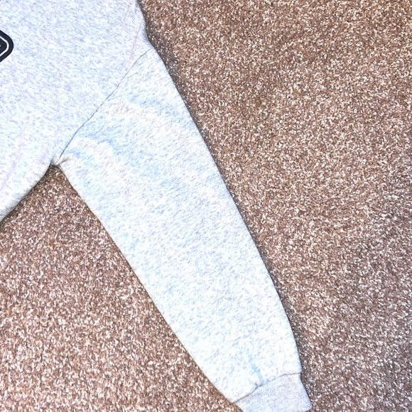 Cropped Hoodie - Picture 4 of 6
